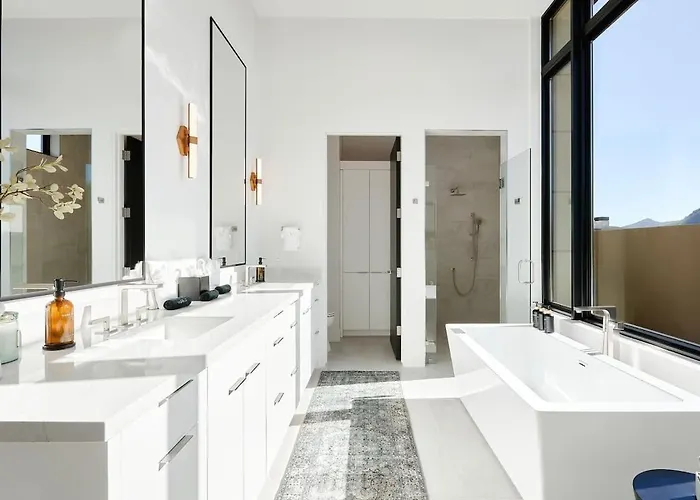 Nyx - Near Troon North Golf & Quarter *